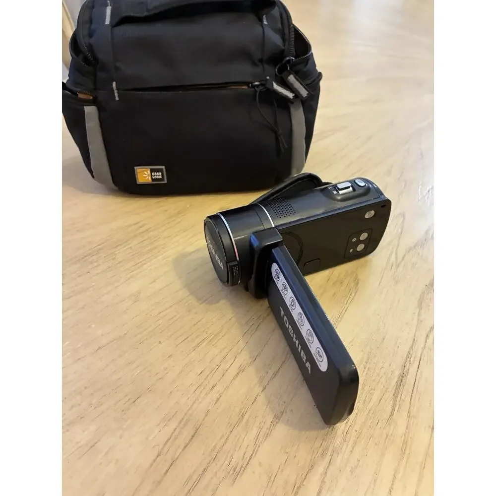 Toshiba Camileo X400 Camcorder 23x OPTICAL ZOOM FULL HD Touch Screen **READ**